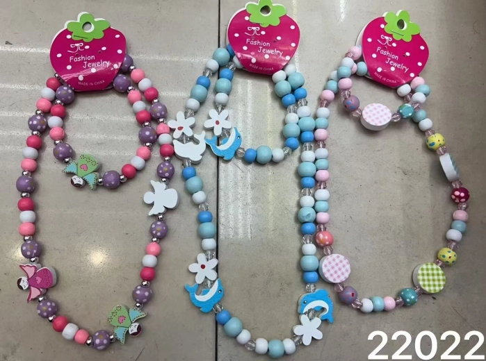 Sæt af træperler halskæde og armbånd