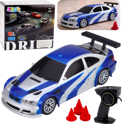 RC-driftbil E46 4WD 1:43 med kegler