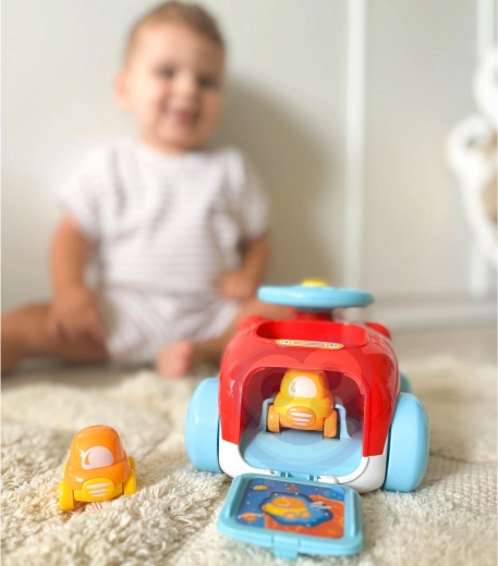 2 mini-biler gemt indeni