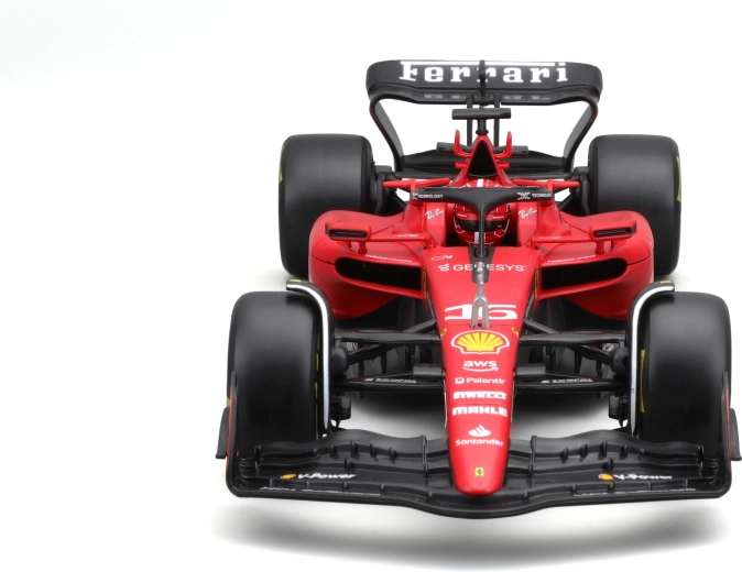 skala 1:24 med drejelige hjul