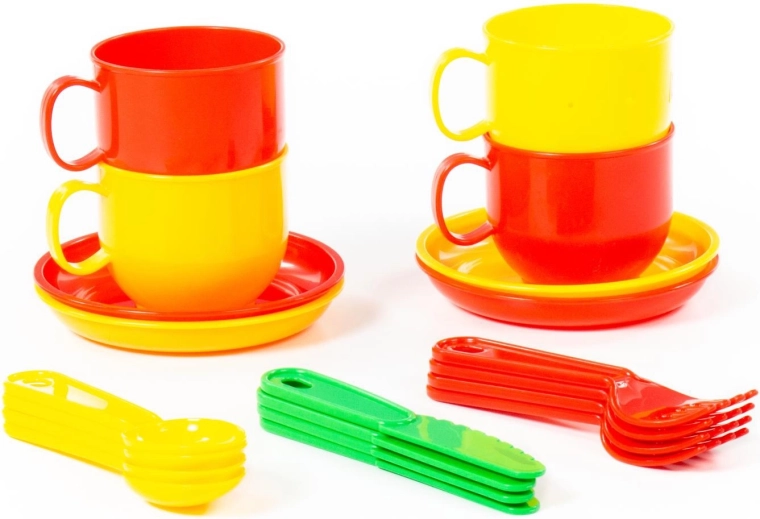 Komplet udstyr til 4 små gæster