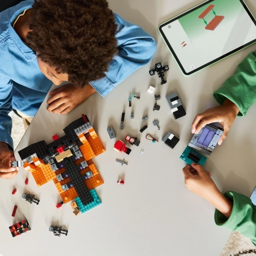 Sammenbygning i LEGO Builder appen