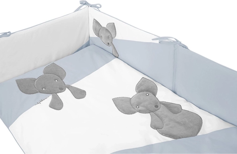 Komplet sæt til tremmeseng i blid blå