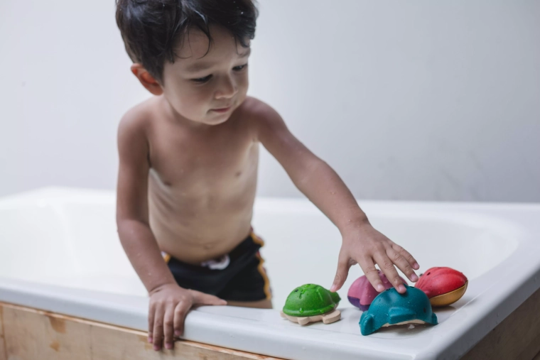 Sjov ved badet og i babybadekar