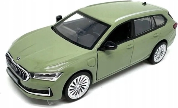MSZ elektrisk model af Škoda Superb Combi iV i grøn