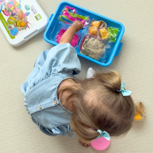 Praktisk kuffert og bord i ét