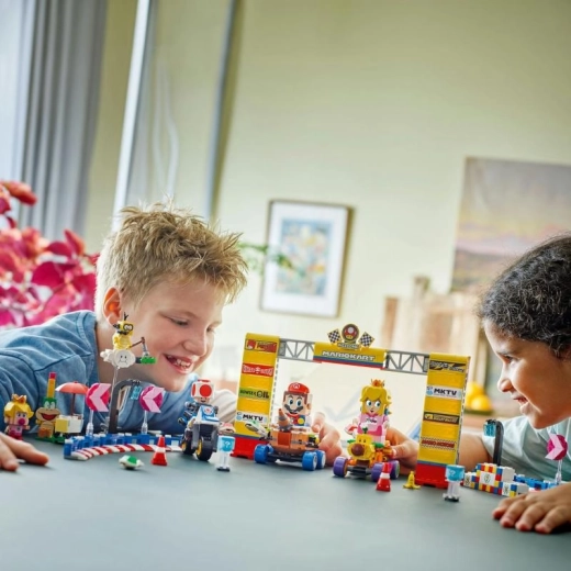 Interaktiv oplevelse med LEGO Super Mario