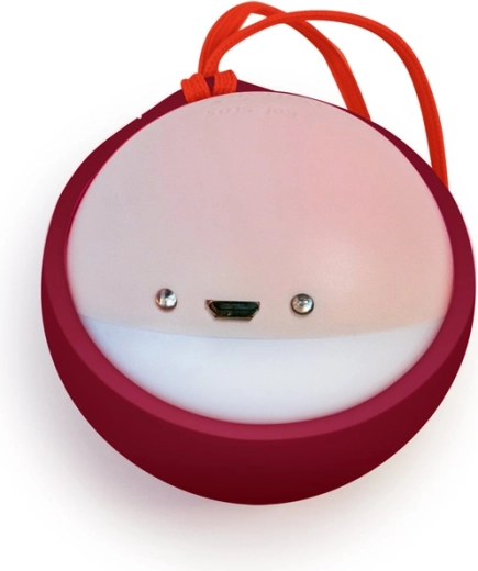 Oplades via micro‑USB med lang batteritid