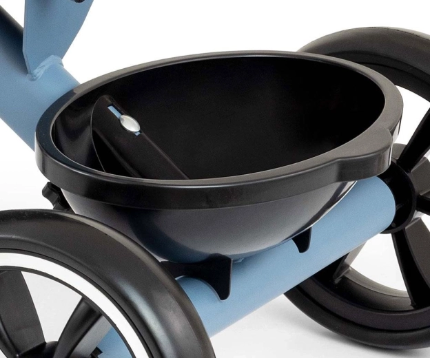 To kurve til legetøj og småting