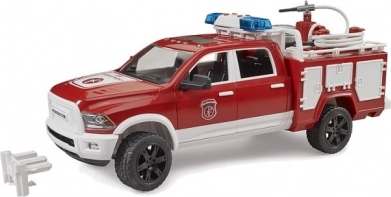Bruder brandbil RAM 2500 med lys- og lydsignaler