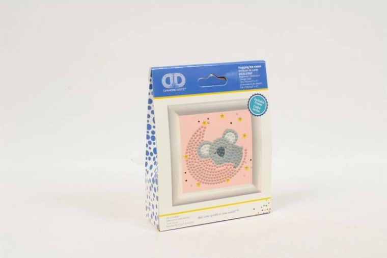Diamond Dotz Hugging the Moon – sæt til diamantbroderi
