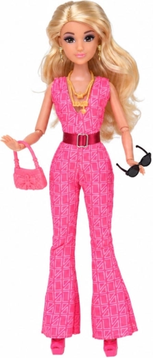 Iøjnefaldende pink outfit