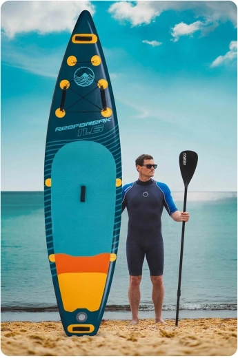 Stabil platform med skridsikkerhed og håndtag