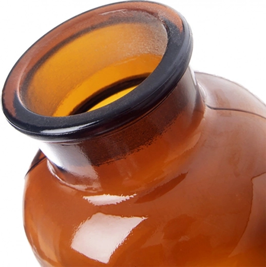 Bred hals for nem påfyldning