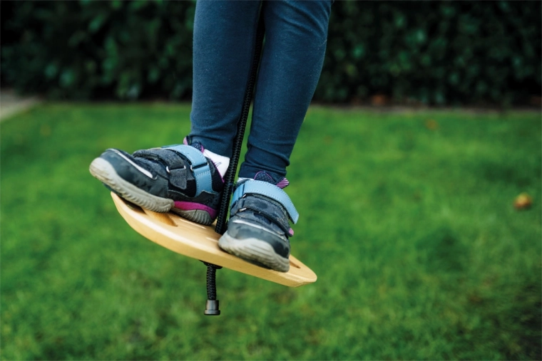 Stabil og sikker gyngetur stående og siddende