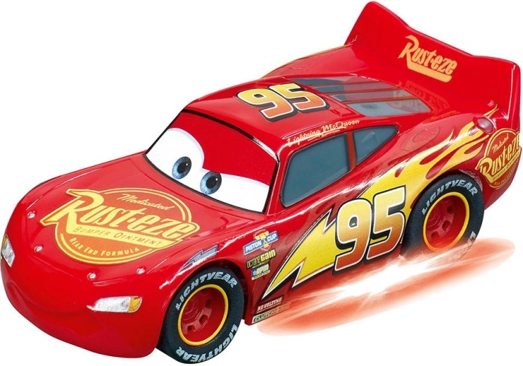 To helte fra CARS: McQueen og Jackson Storm