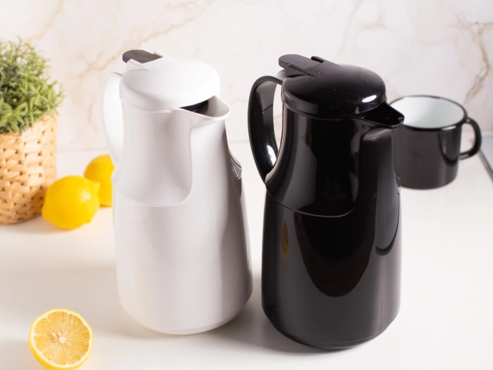 Elegant kandeformet design til bordet