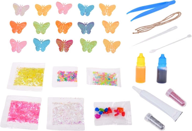 Glimmer, pigmenter og pynt til uendelige kombinationer