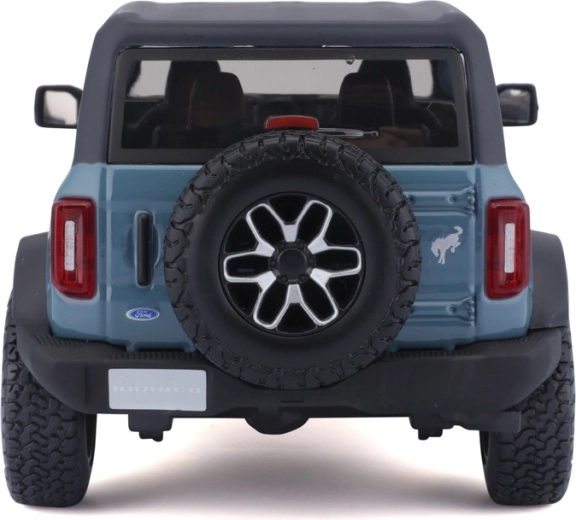 Offroad-stil Ford Bronco med reservehjul