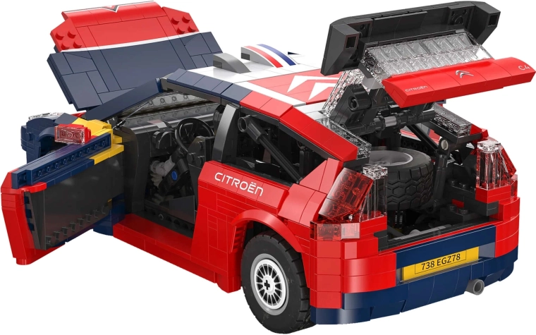 Åbningsbare paneler og gennemtænkt interiør