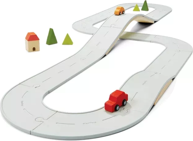 PlanToys dobbeltsidet sæt med vej og skinner