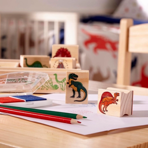 8 træstempler med dinosaurer
