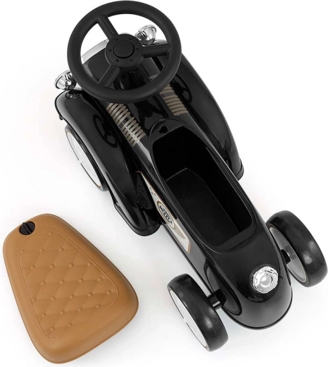 Opbevaringsrum under sædet