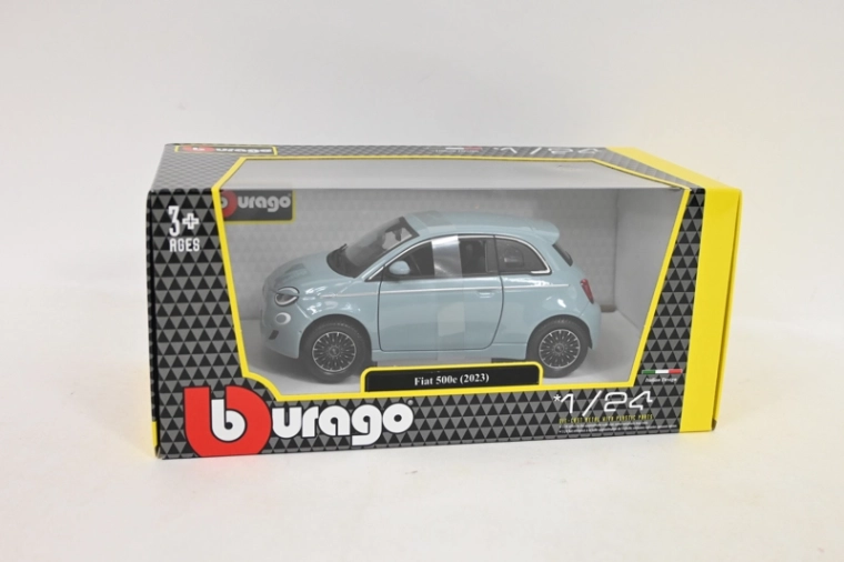 Bburago Fiat 500e 2023 i skala 1:24 i metallisk blå