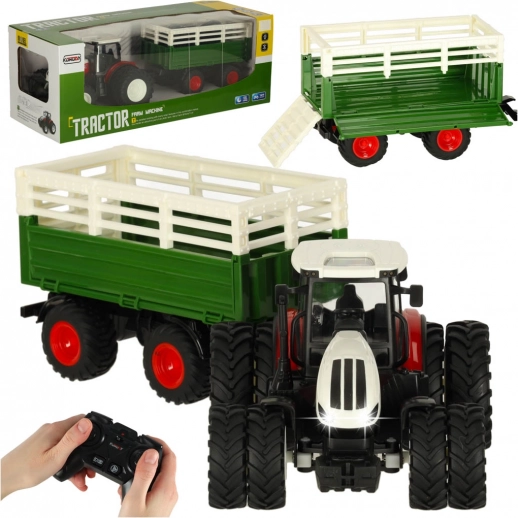 Fjernstyret traktor med trailer