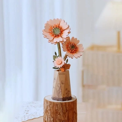 Let dekoration, der står af sig selv