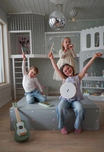 Støtter kreativitet og forhold til musik