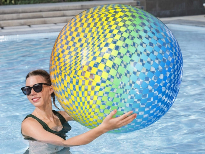 Stor diameter 107 cm for maksimal sjov