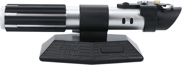 Væglampe i form af en Star Wars lyssværd