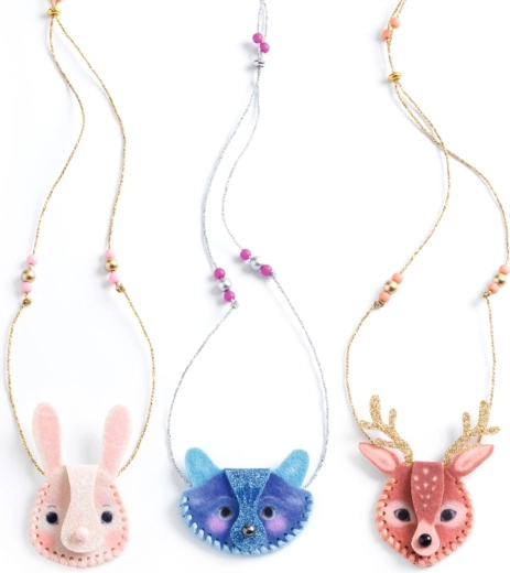 Lav tre charmerende dyrehalskæder