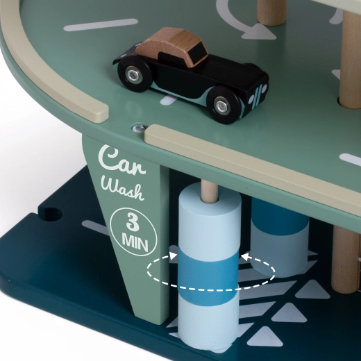 Bilvask og tankstation til realistisk leg