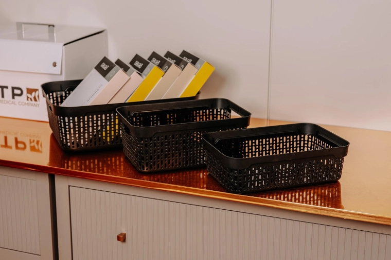 Let, vaskbar og holdbar plast