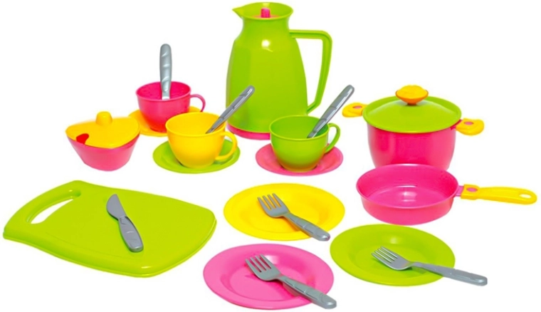 Komplet 24-dels udstyr til realistisk leg