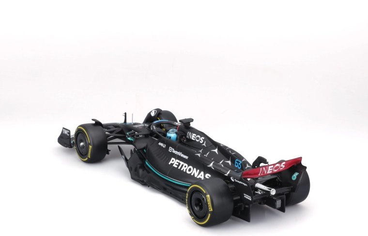 Metalkonstruktion og realistisk aerodynamik