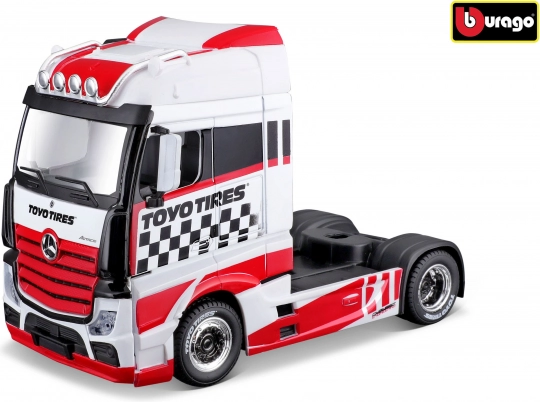 Mercedes‑Benz Actros GigaSpace metalmodel 1:43 fra Bburago