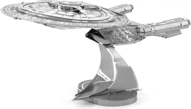 Metal Earth 3D metalmodel STAR TREK U.S.S. Enterprise NCC-1701-D