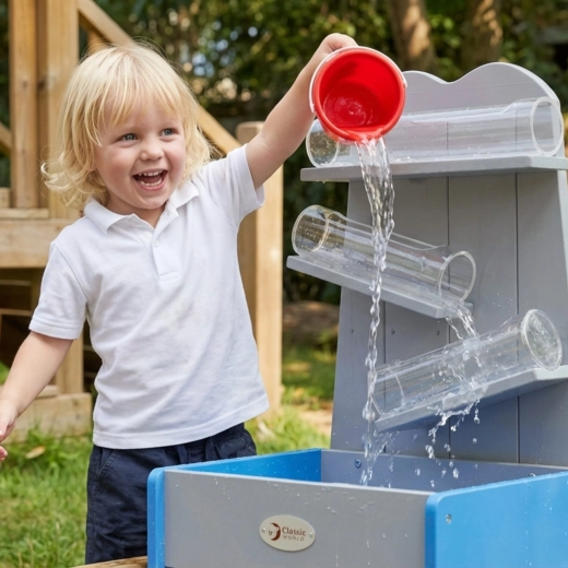 Stabil trækonstruktion til udendørs brug