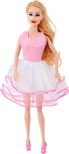 Stor dukke klar til modeshow