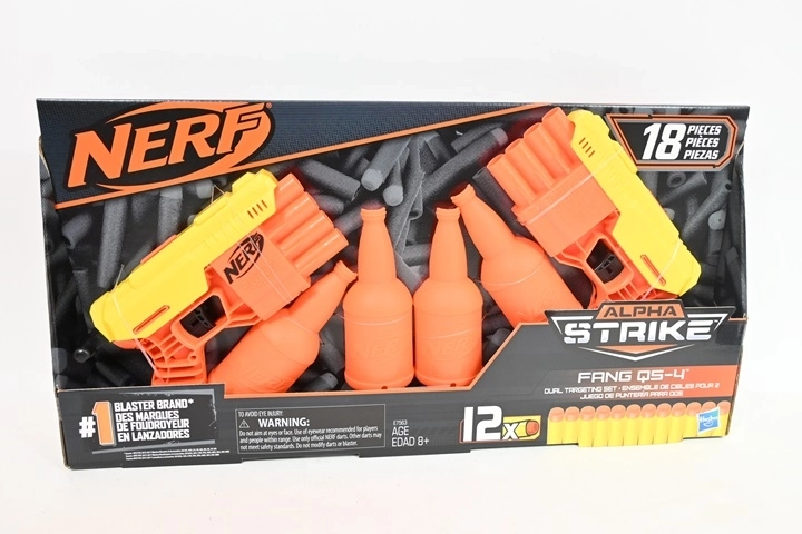 Nerf Alpha Strike Fang QS-4 skumblaster med pile