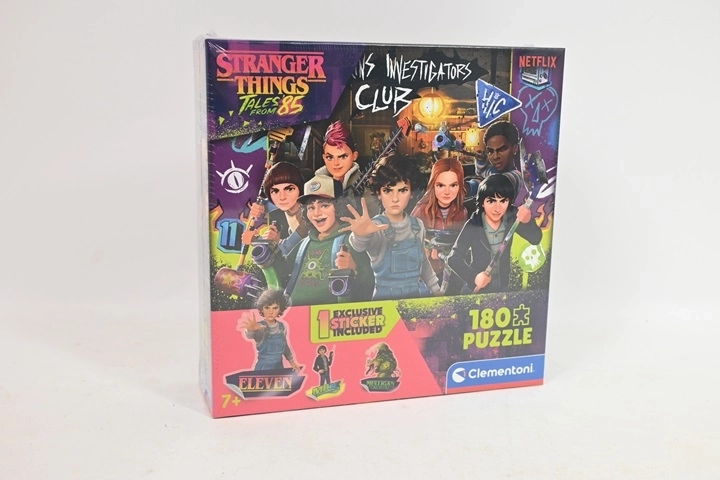 Clementoni Stranger Things-puslespil med 180 brikker i kvadratisk æske