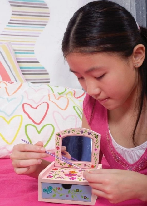 Fremstilling og maling af kosmetisk smykkeskrin