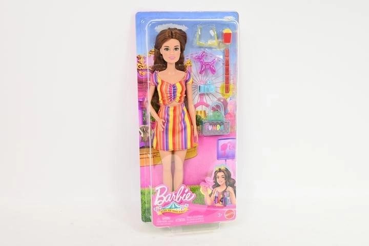 Barbie – en dag på markedet (legesæt med tilbehør)