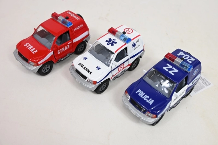 Rednings-terrængbil med lys og lyde (politi / ambulance / brandvæsen)