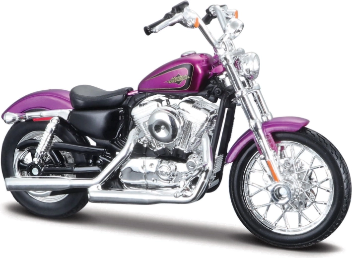 Maisto Harley-Davidson 2013 XL 1200V Seventy-Two 1:18 lilla