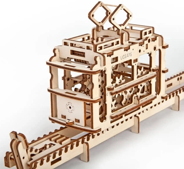 Ugears kabinelift med bane – 3D mekanisk træpuslespil