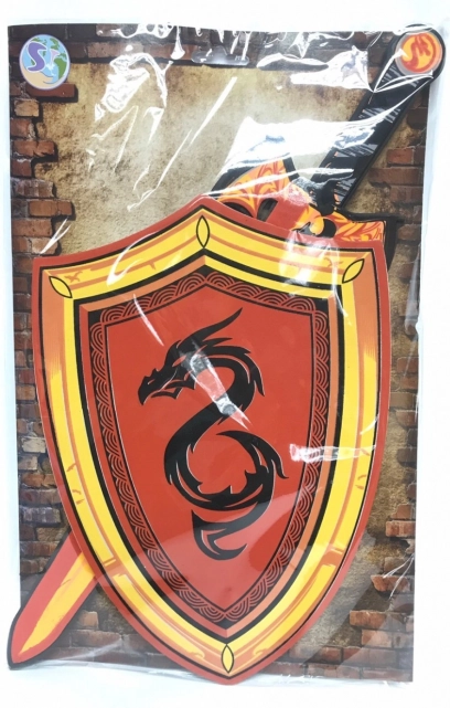 Skumsværd og skjold med dragemotiv